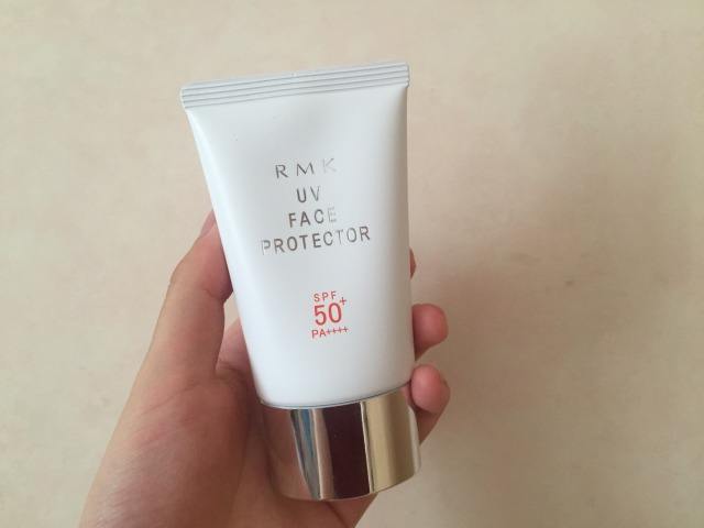 告别油腻，这3款防晒，才是“油皮亲妈”