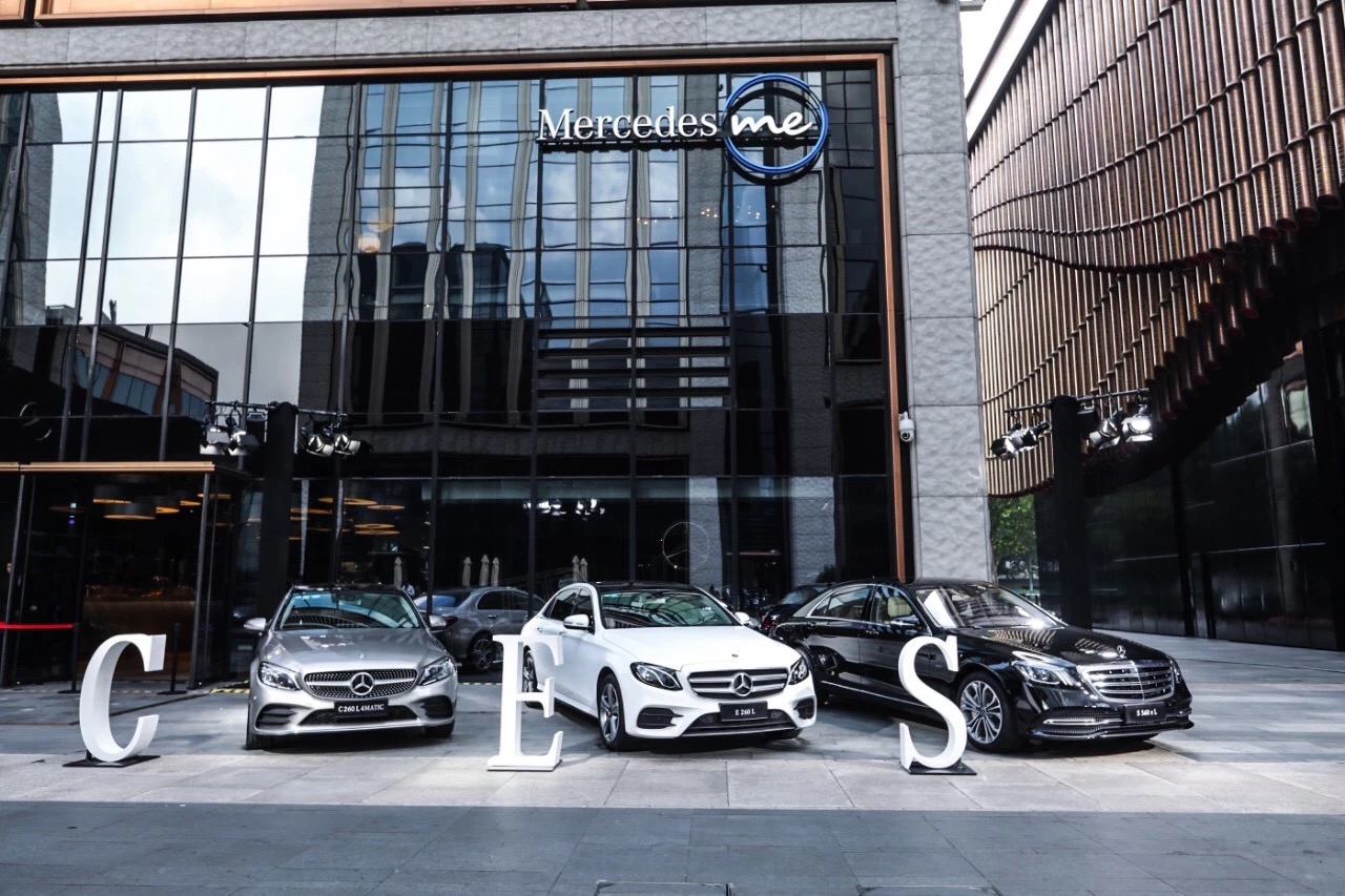 奔驰eqc纯电动车2022款技术参数,奔驰100万长什么样