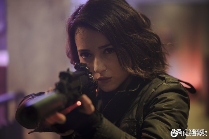 高端大气无尿点的一部动作电影,好莱坞20部无尿点动作电影