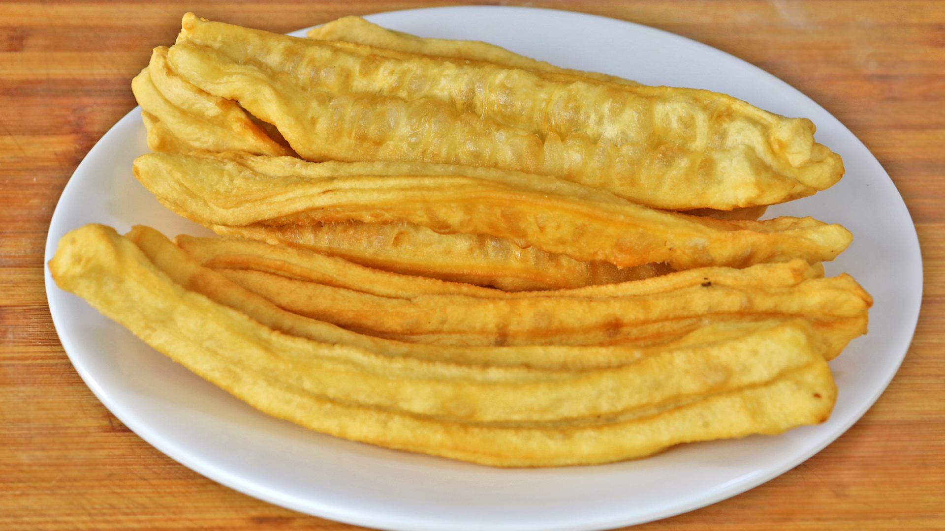 油条教程及配方不用醒发一晚上的,油条用什么配方好吃又好记