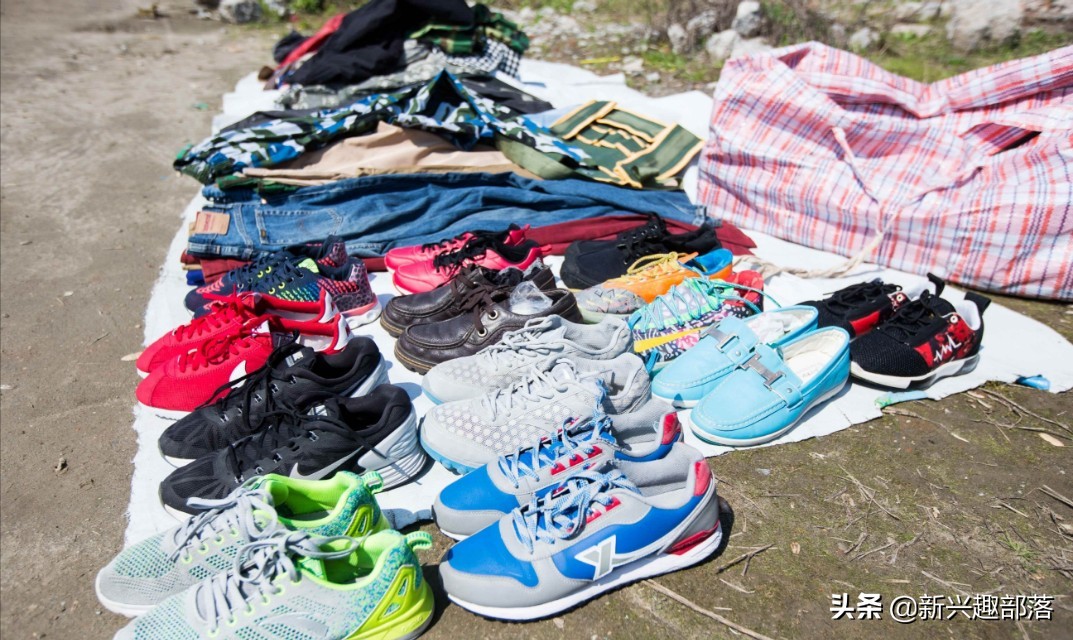 靠摆摊起家,村里卖旧衣服怎么样赚钱