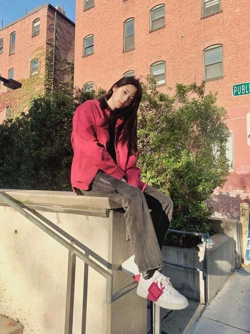 欧阳娜娜从小就享用着荣华富贵,欧阳娜娜最新惊艳亮相