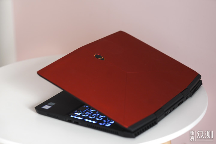 alienware外星人笔记本入门指南,alienware外星人笔记本顶配