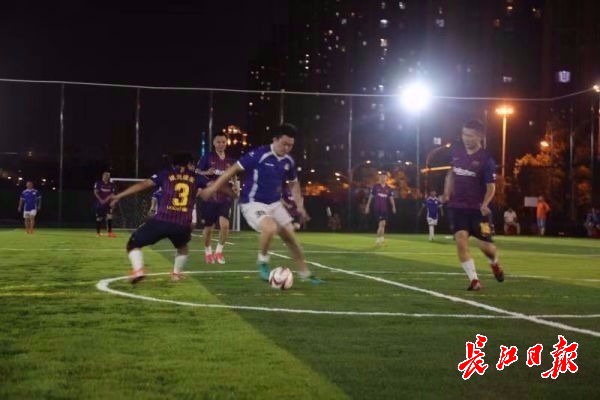 武汉足球场最新消息,武汉标准足球场