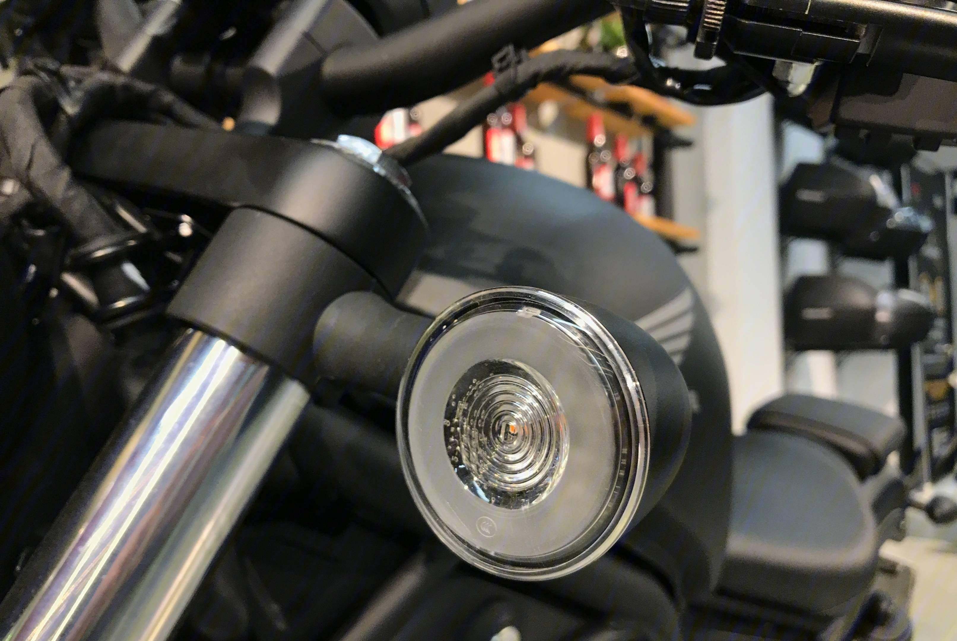 HONDACM300一款舒适而又省心的巡航入门车型