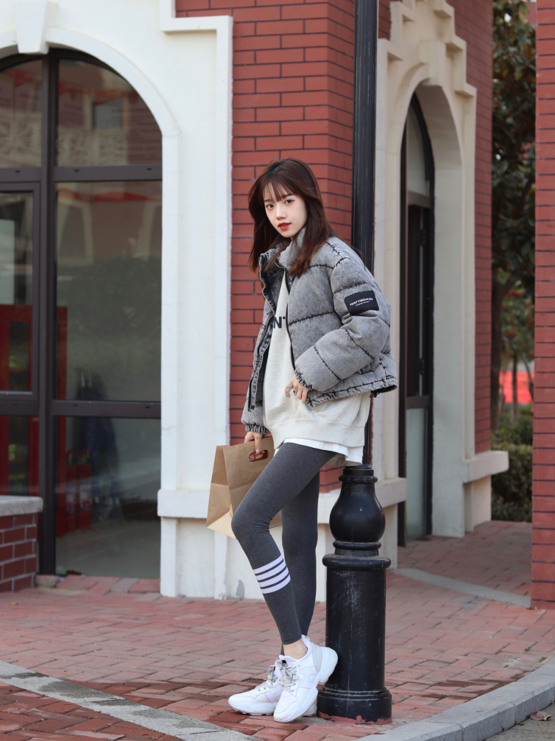 开春老爹鞋穿搭外套,春季穿老爹鞋热吗