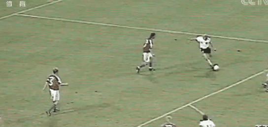 点球大战抛硬币挑边,点球大战球扑出去计分吗