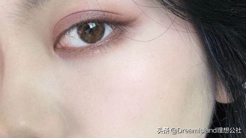 秋冬水润的粉底液,秋冬水润持妆粉底液