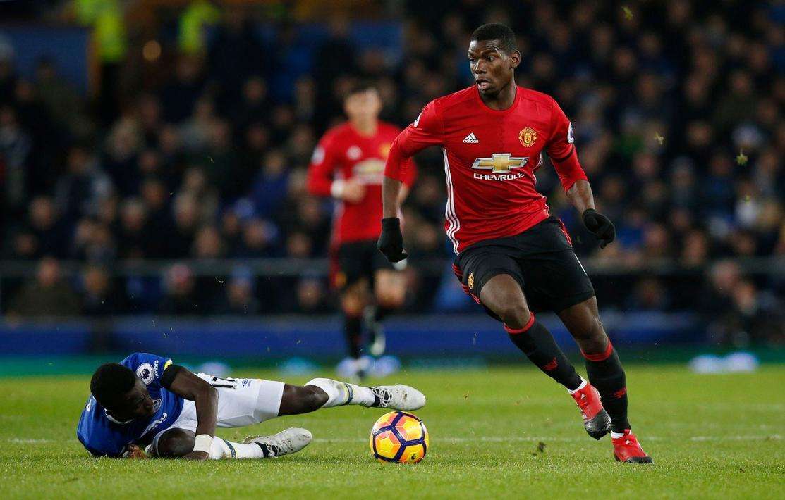 索帅上任却惹队内续约纷争？两位大佬纷纷闹事！球迷：全赖桑切斯