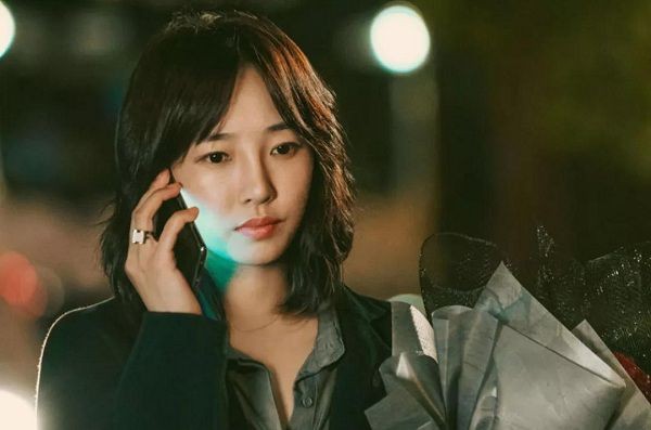 豆瓣评分仅5.0的《门锁》，这方面却比6.9分的韩版《门锁》更及格