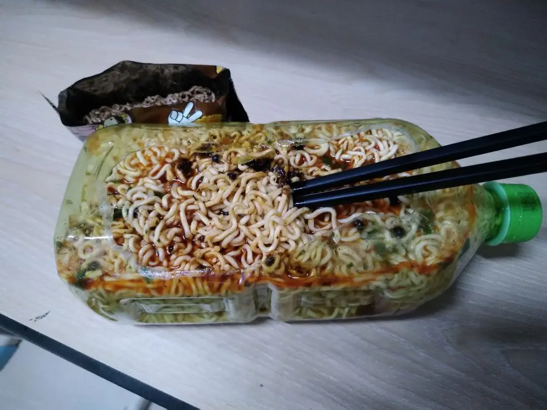 兄弟结婚路虎车队,侄子结婚好多豪车