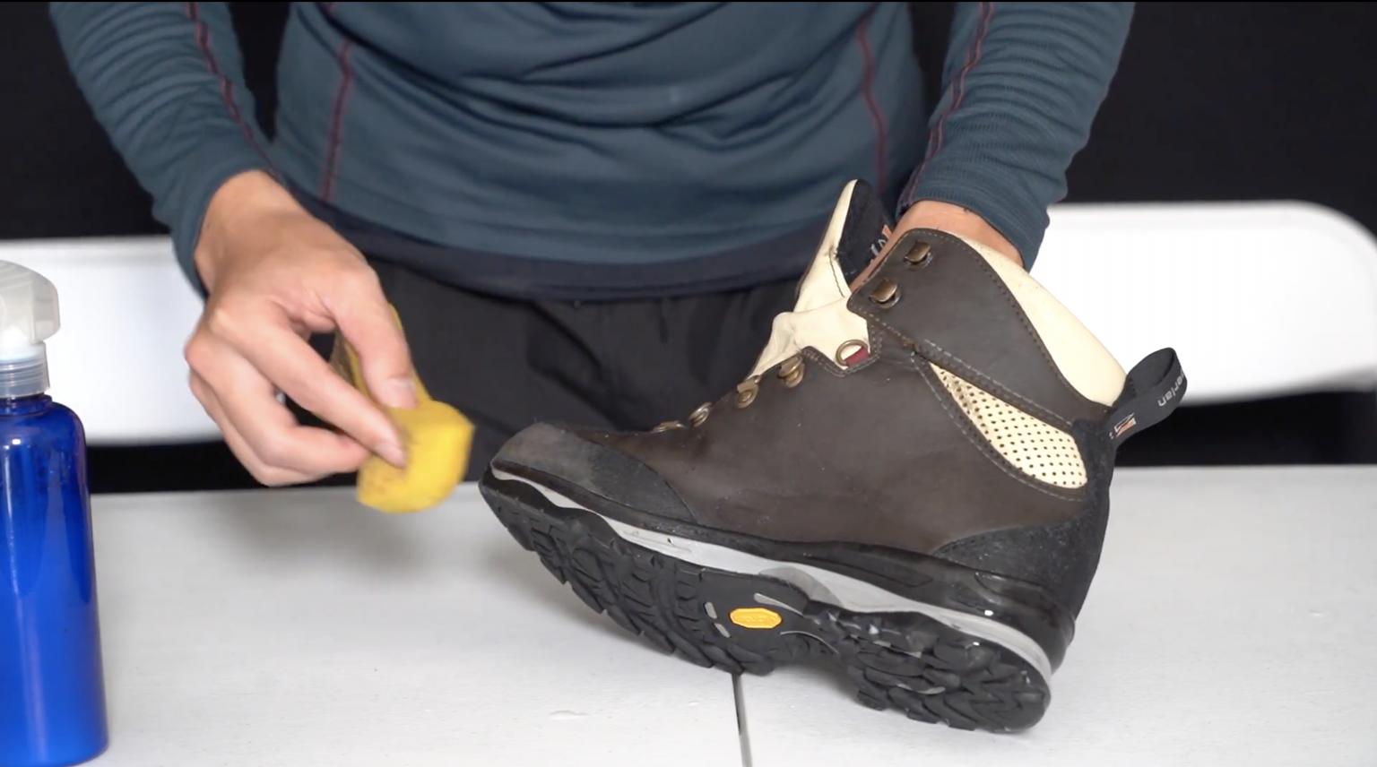 登山鞋的保养与清洗,登山鞋的正确清洗方法