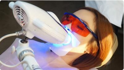 美白牙齿什么口红色号都显白,哑光口红如何涂美白牙齿