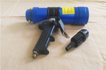 玻璃胶枪如何更换玻璃胶,家用玻璃胶枪怎么选择