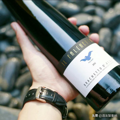 法国半甜型起泡酒怎么选,起泡酒干型甜型的哪个好喝