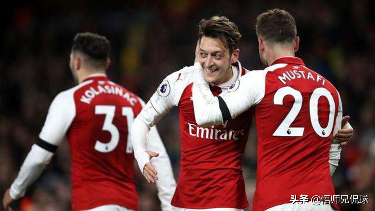 8000万欧也摁板凳，从*裤内**男模到英超主帅，他到底经历了什么？