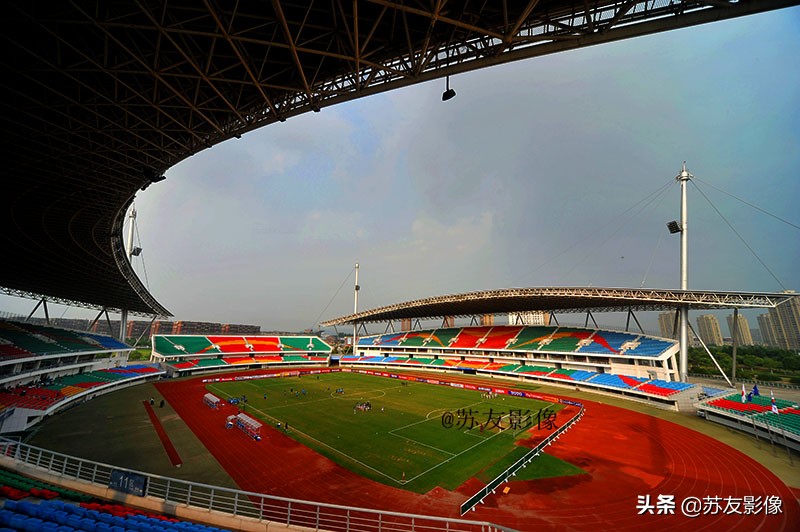 南京体育中心体育场,南京江宁体育中心体育场