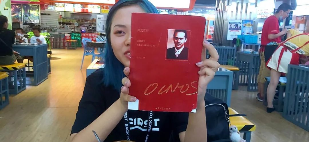 努力把生活过成自己想要的样子,过不上自己想要的生活