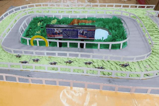 香港阴间设计师：为黄家驹订做电吉他，为张国荣粉丝订做咖啡厅..