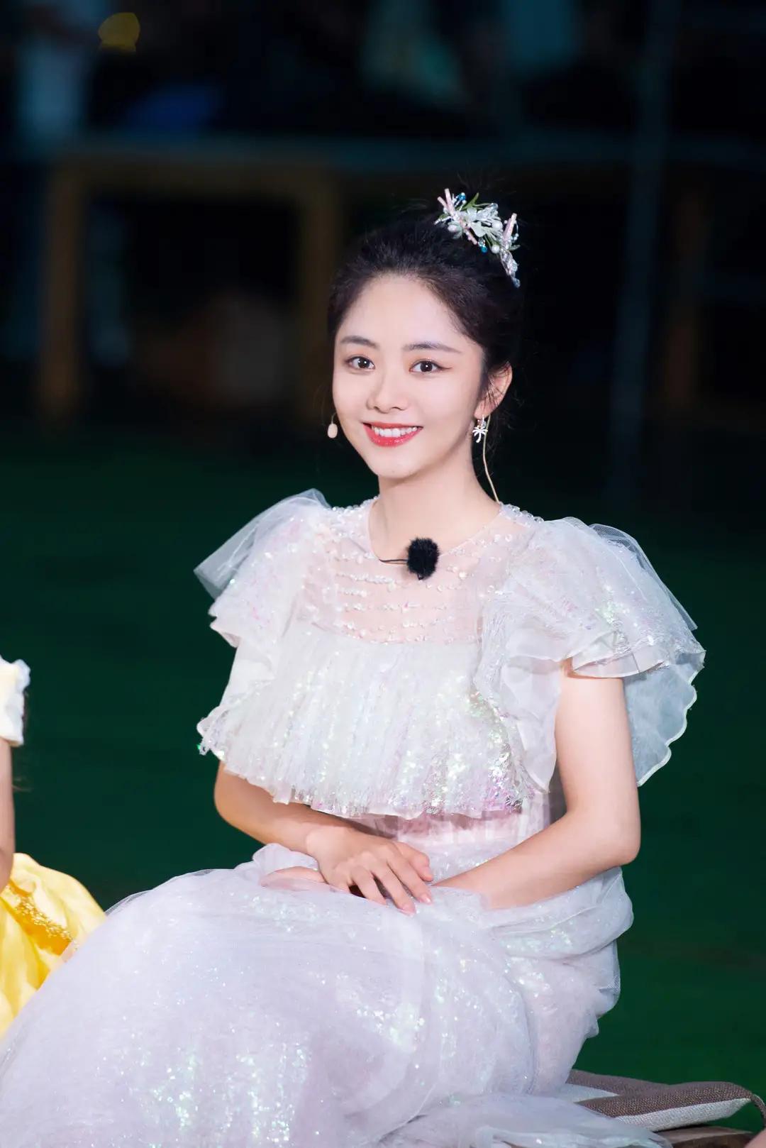 酒井法子颈纹怎么样,酒井法子最新写真照