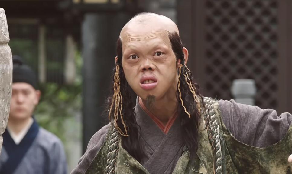 看完文松的新片，我一言难尽：赵本山的时代已经远去