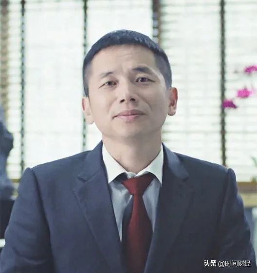 *子烟电**行业“首富”诞生！身家640亿，来自深圳这家公司