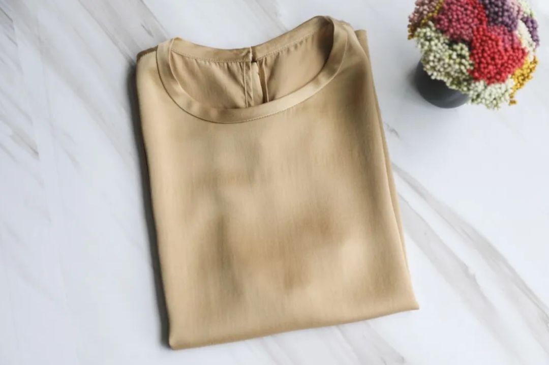 双面真丝枕套加真丝眼罩,宅家必备的高颜值睡衣