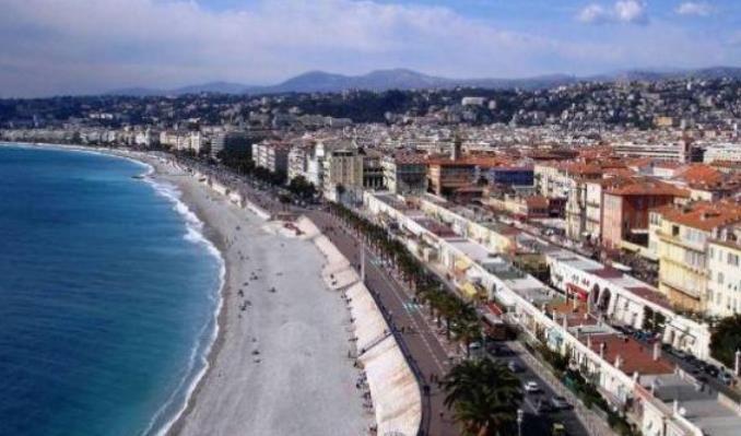 唯一不怕军队的国家,全球没有军队的国家