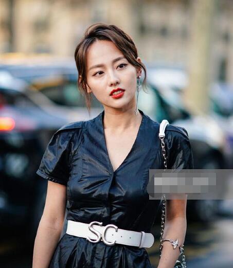 秦岚法令纹真实照片,秦岚讲有皱纹也很正常