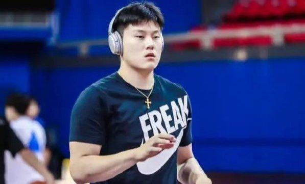 仅5天，辽宁迎利好消息！张镇麟学弟或加盟，未来有望接班韩德君