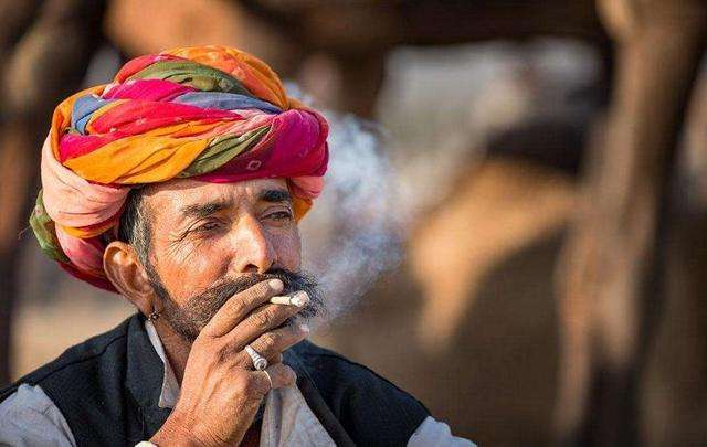 印度的烟还是一根一根的卖吗,印度烟为什么那么贵