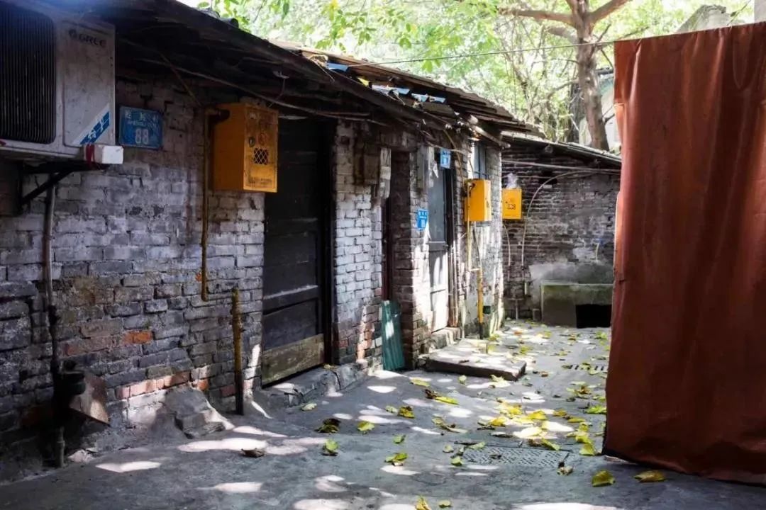 吃遍重庆100家苍蝇馆子,重庆解放碑附近苍蝇馆子前十名