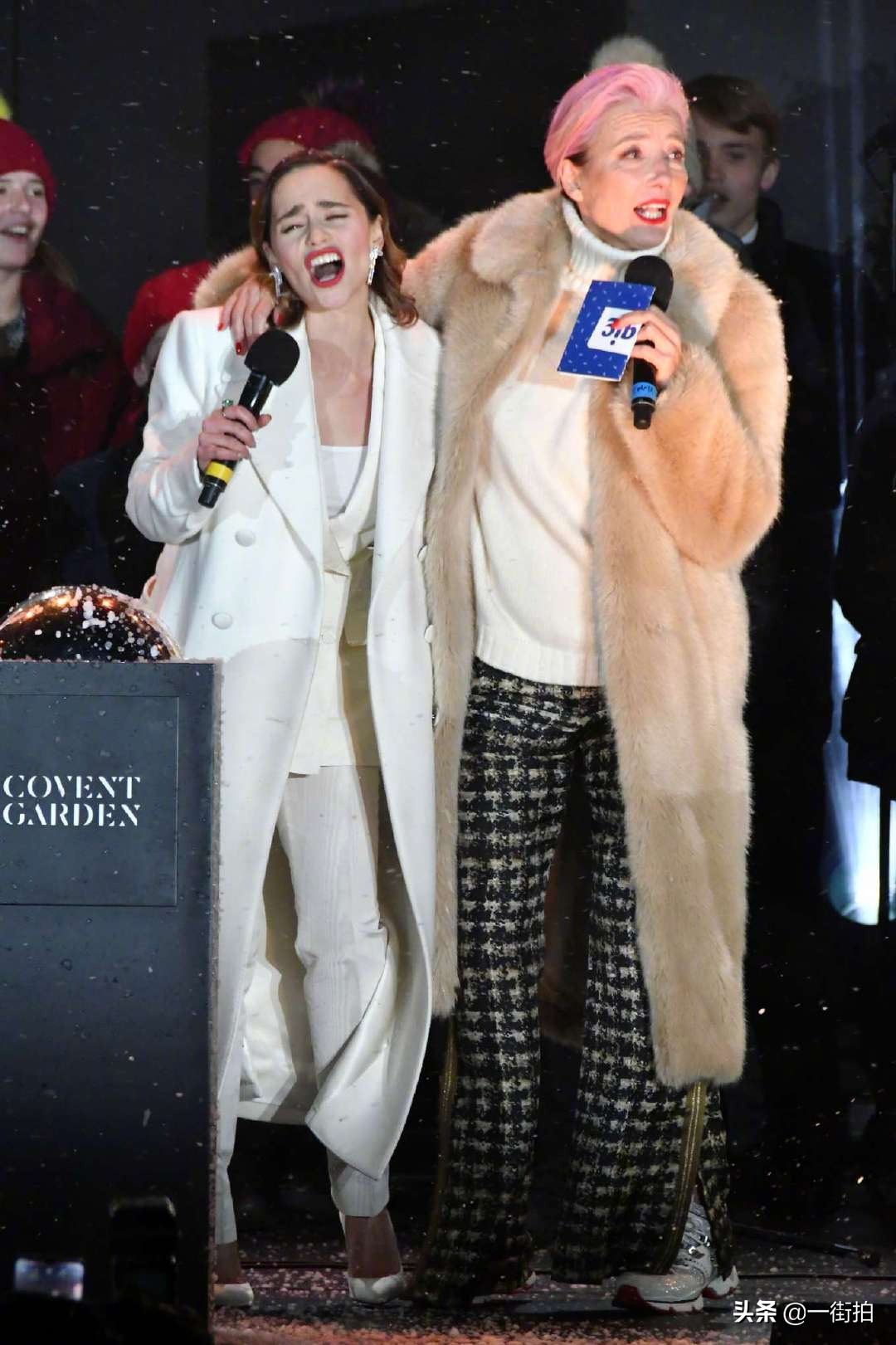 贝克汉姆父子同框真养眼,贝克汉姆带小七视频