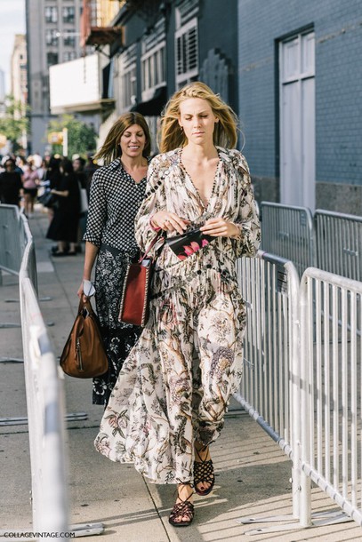 夏季碎花裙子街拍穿搭,街拍夏季裙子穿搭