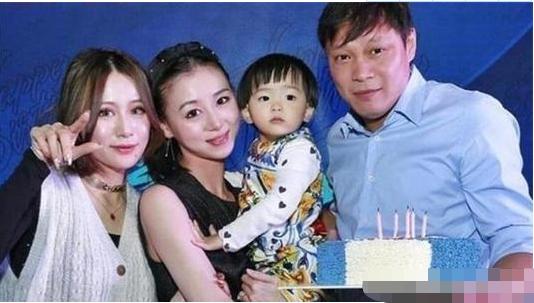 范志毅离婚,范志毅婚姻史名场面