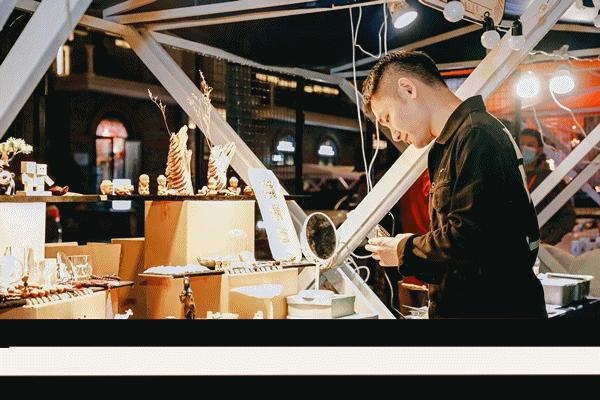 这条街为什么这么吸引人,这条街为啥突然火了