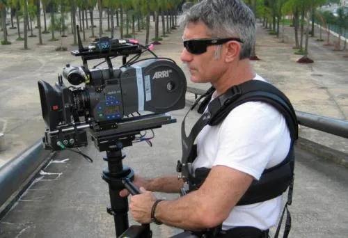 手机稳定器使用方法和技巧图文,手机稳定器用什么模式拍好