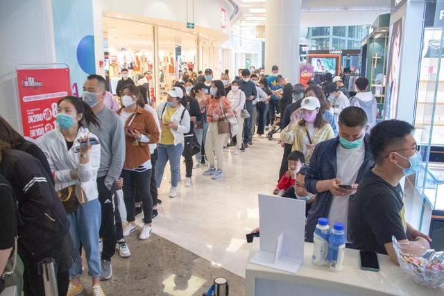 五一期间购物中心,五一消费实体回暖