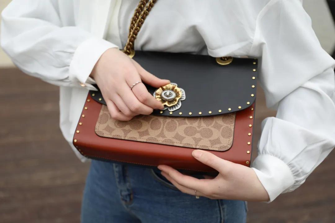 coach蔻驰女士最值得入手的包,COACH蔻驰经典畅销款包包