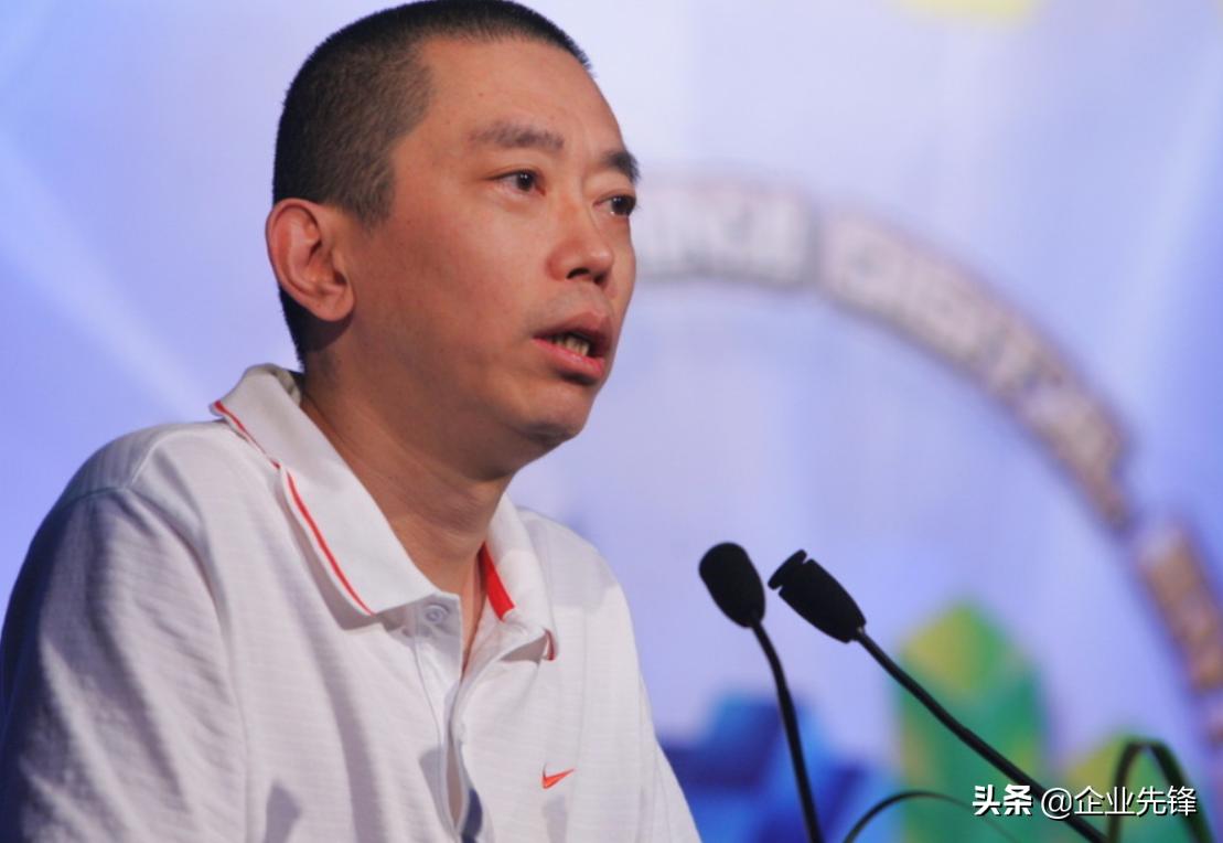 因其年少轻狂，老婆与他离婚，凭*脑洗**广告东山再起，今已赚500亿