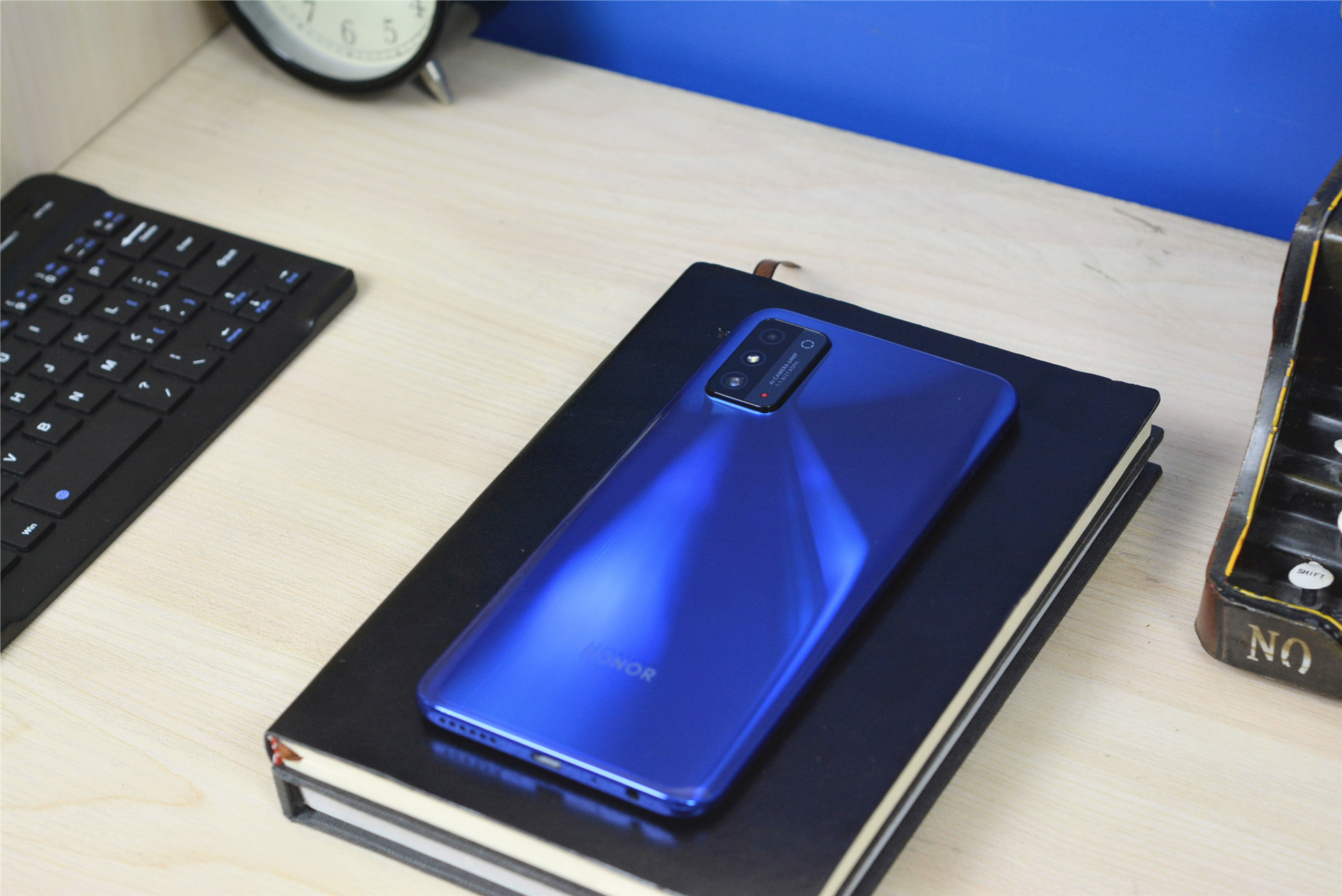 新款光荣x30max7.09寸大屏,大手机屏幕7英寸光荣x30max