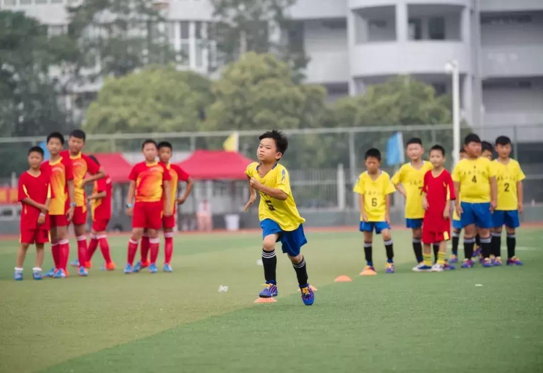 安徽阜阳足球夏令营,阜阳校园足球夏令营