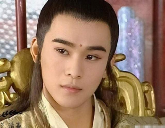 十大古装男神挨鞭子,影视剧中十大男神