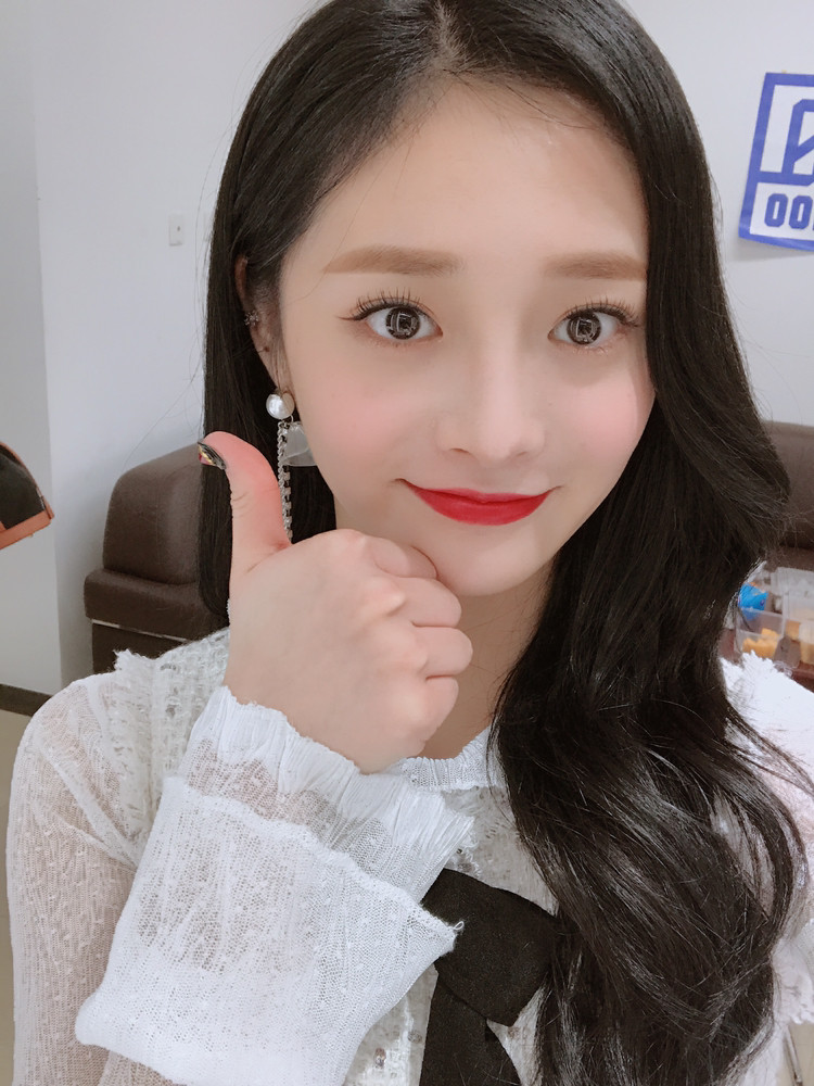 沈月周洁琼鞠婧祎吴宣仪,鞠婧祎周洁琼刘泳希