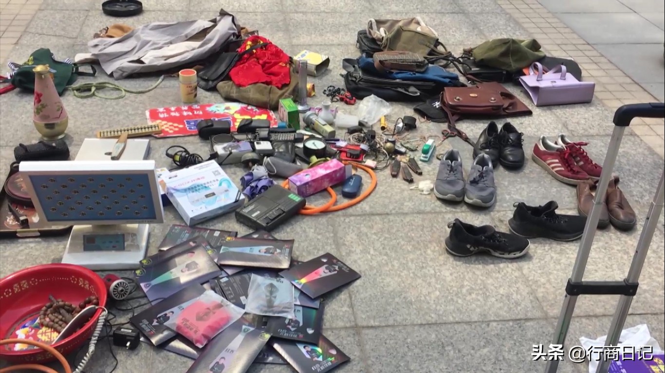 每天开市的古玩集市,每周三古玩集市