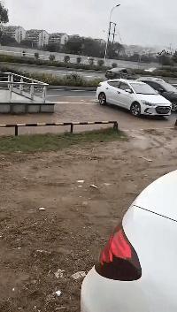 搞笑GIF,幽默内涵段子：我是有原则的！