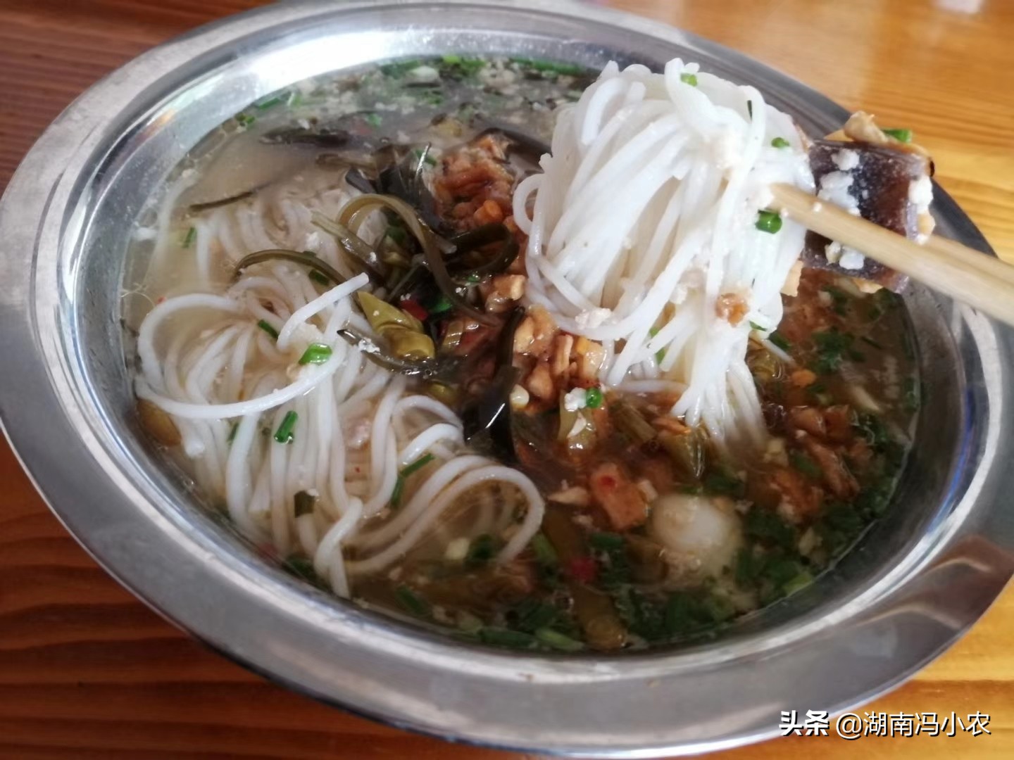 湖南衡阳县渣江米粉的调制,湖南衡阳渣江米粉制作过程视频