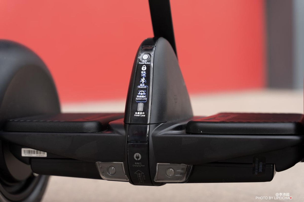 9号平衡车体验：不仅仅是年轻人的酷乐玩具