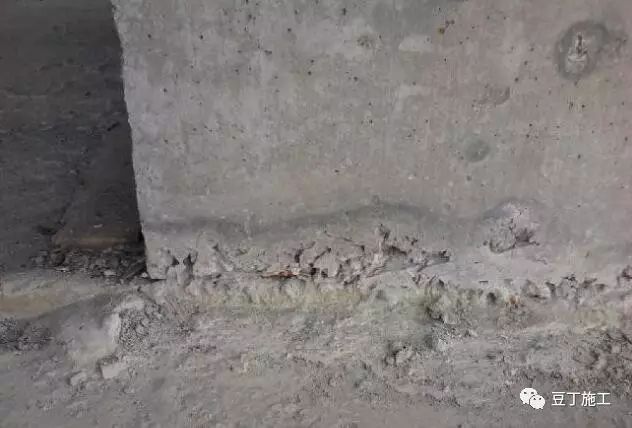 漏浆引起蜂窝处理意见,渗漏注浆施工方案