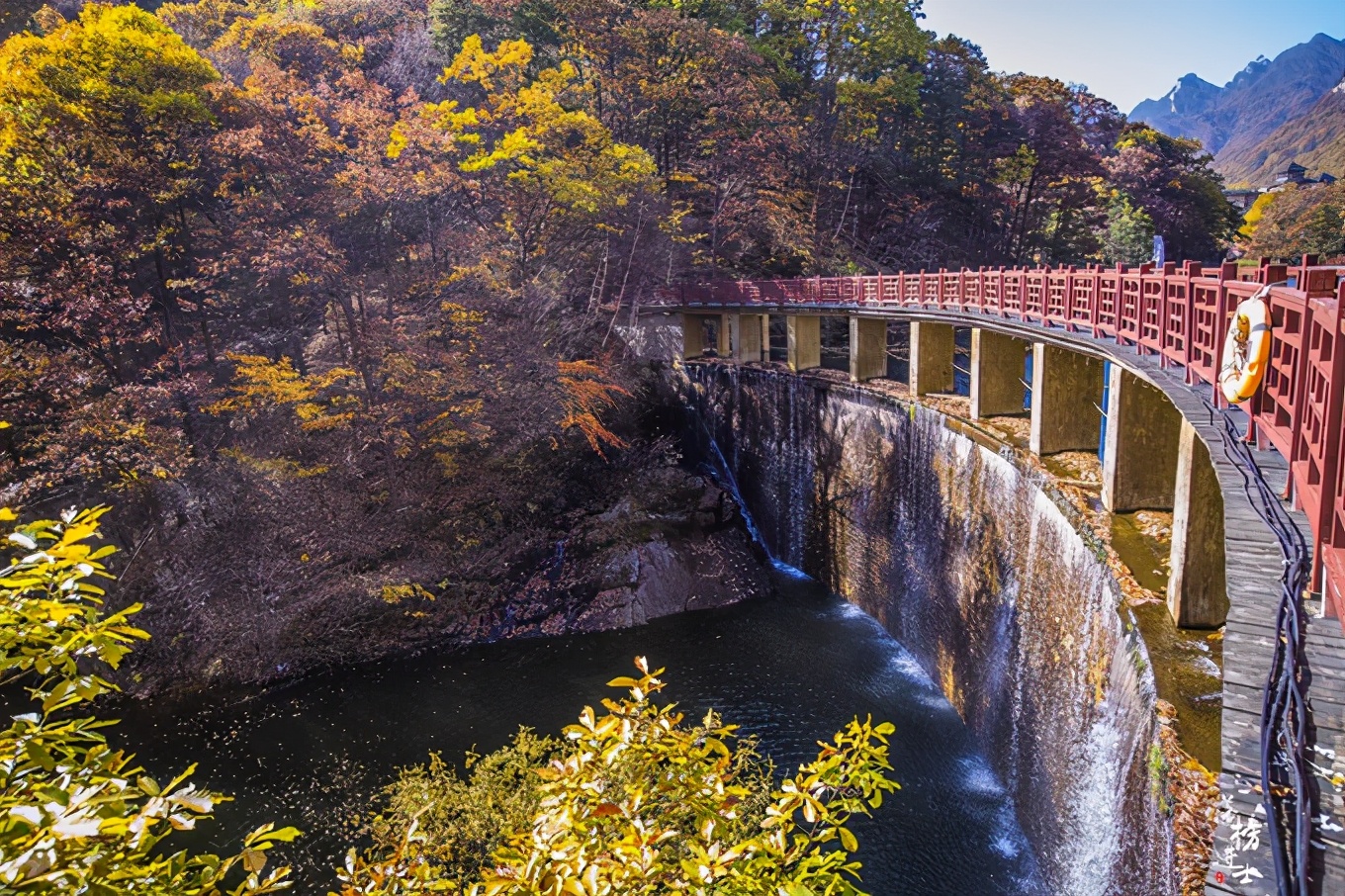 河南洛阳嵩县白云山都有哪些景观,河南洛阳嵩县的白云山风景名胜区